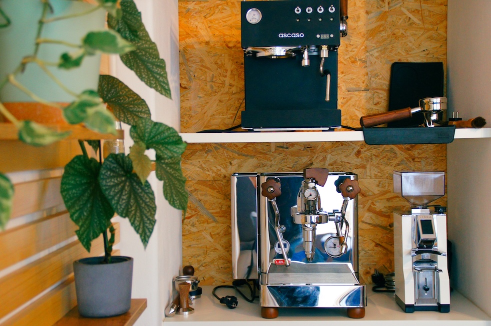 Home Barista Maschinen für Workshops | Wohnzimmer Coffeeshop Linz